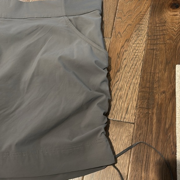 Columbia Casual Shorts Size XXL - Picture 2 of 6